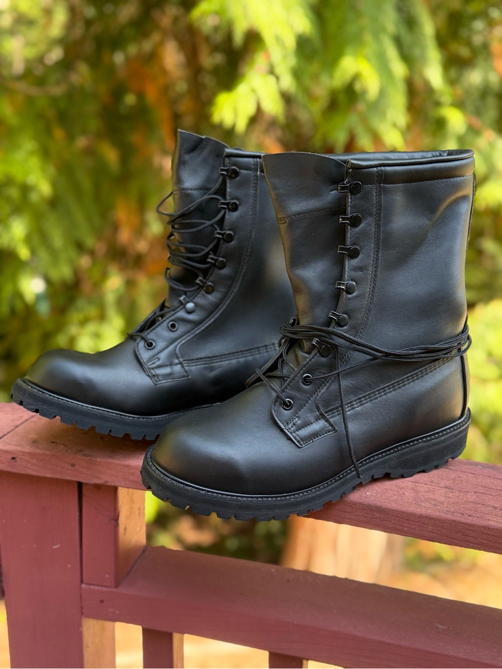 Vintage 90s USGI Military Waterproof Leather Combat Boots Black 9.5 R Deadstock